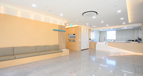 �����ϰ� �˳��� ����